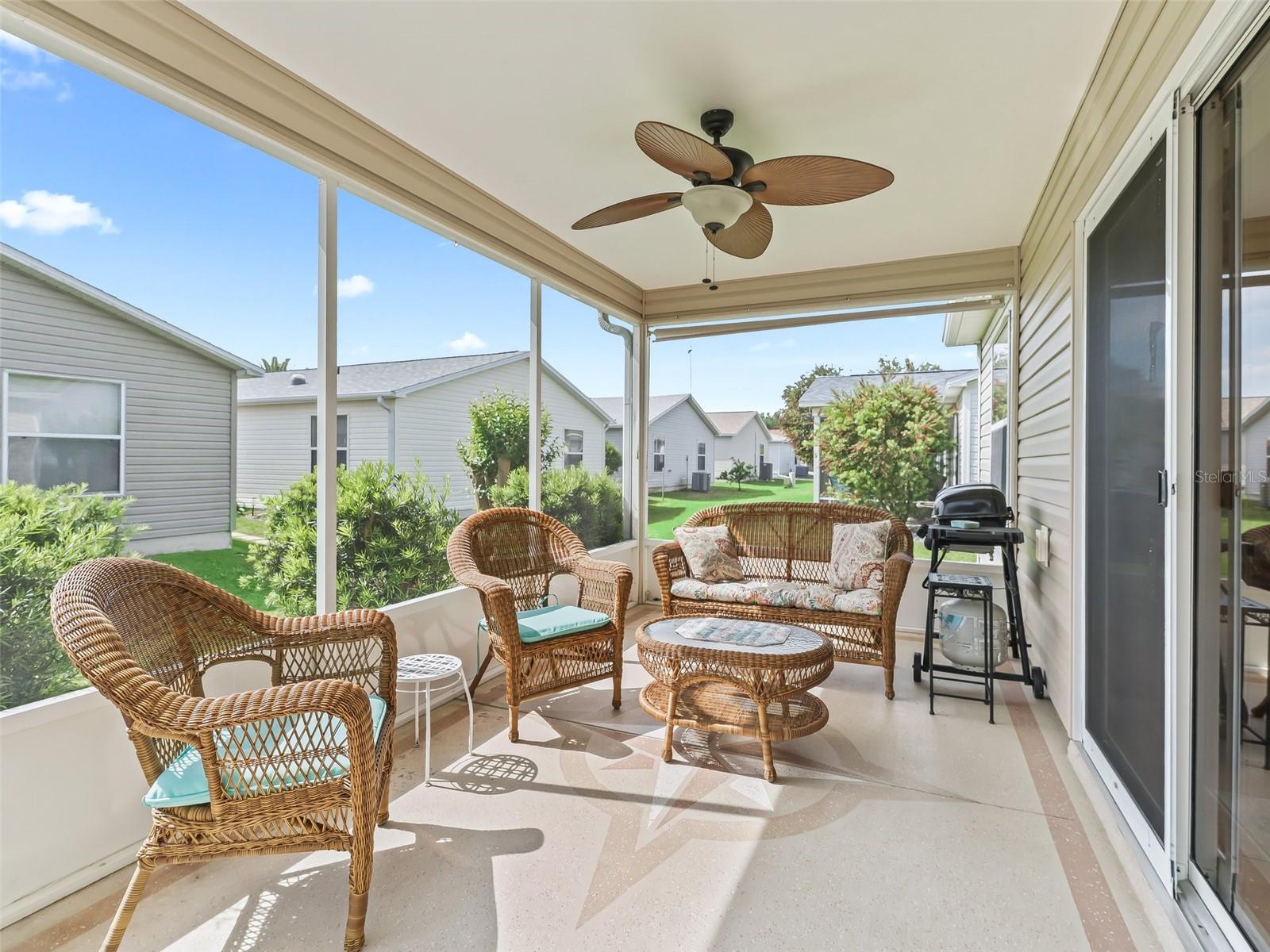 1552 BLOSSOM TER, THE VILLAGES, FL, 32162