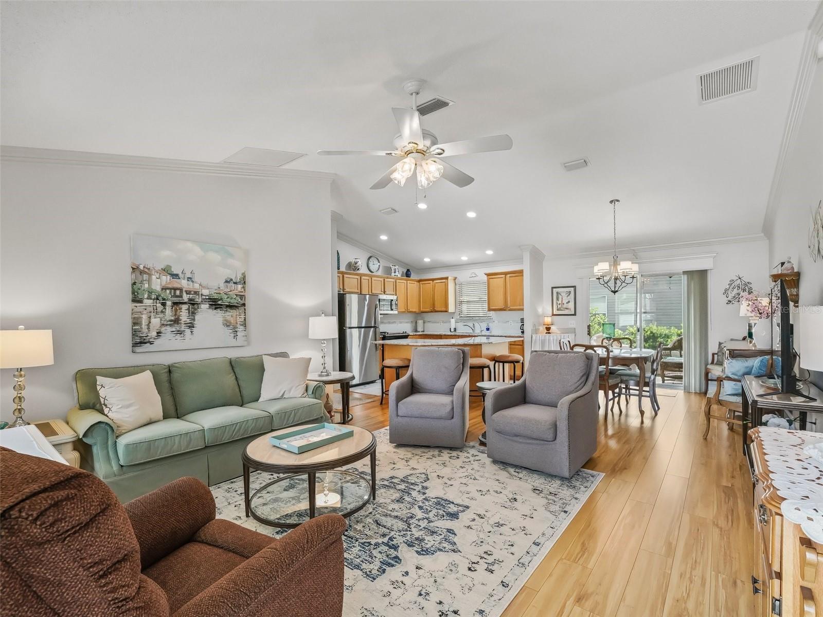 1552 BLOSSOM TER, THE VILLAGES, FL, 32162