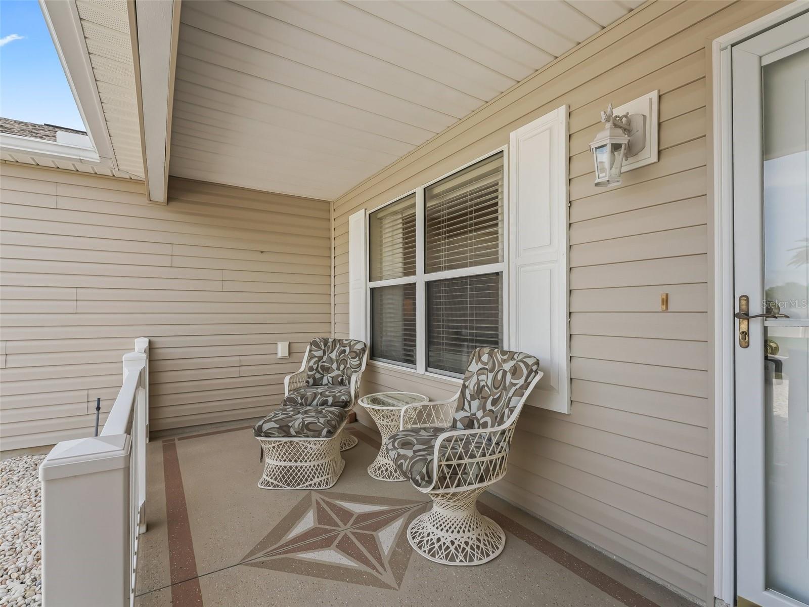 1552 BLOSSOM TER, THE VILLAGES, FL, 32162