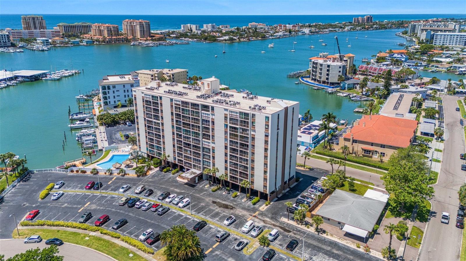 255 DOLPHIN PT #1010, CLEARWATER BEACH, FL, 33767