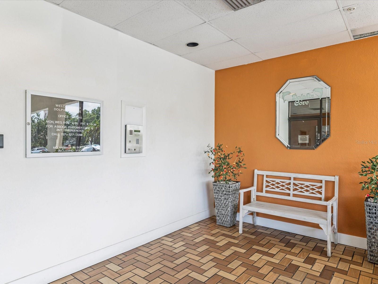 255 DOLPHIN PT #1010, CLEARWATER BEACH, FL, 33767