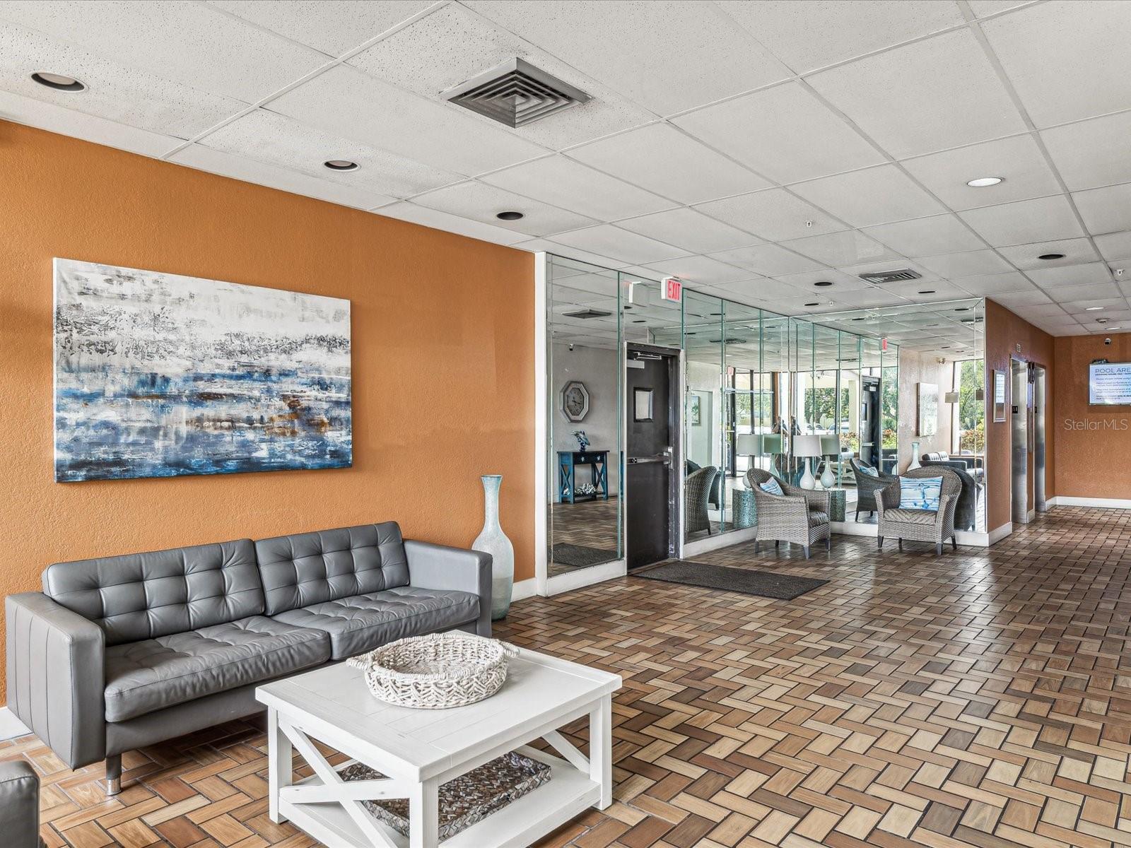 255 DOLPHIN PT #1010, CLEARWATER BEACH, FL, 33767