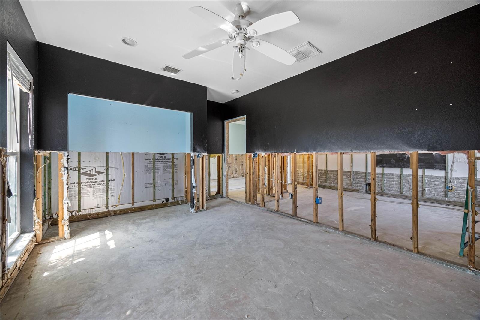 540 115TH AVE, TREASURE ISLAND, FL, 33706