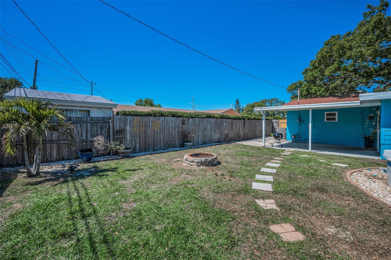 13970 MONTEGO DR, SEMINOLE, FL, 33776