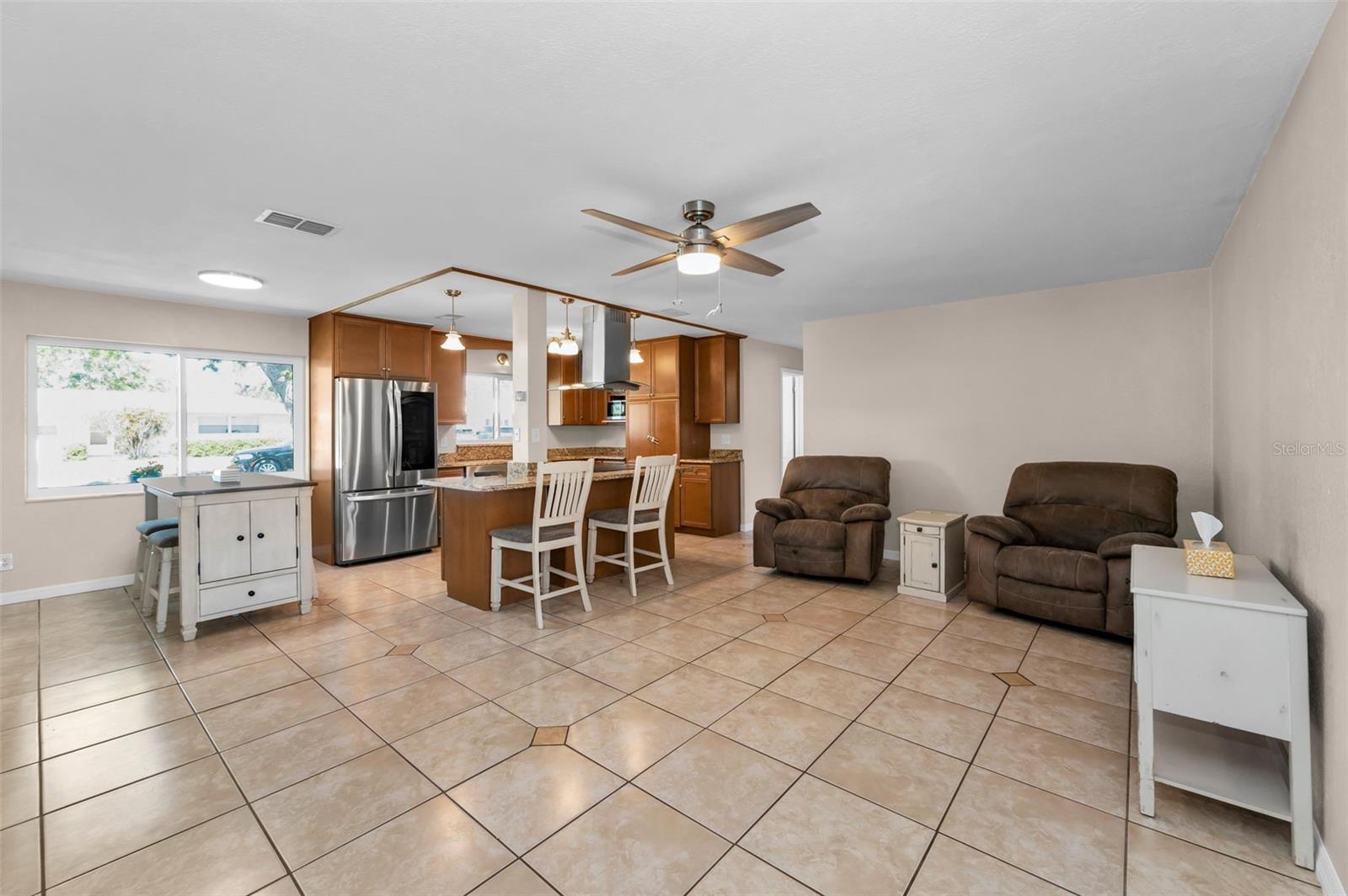 13970 MONTEGO DR, SEMINOLE, FL, 33776