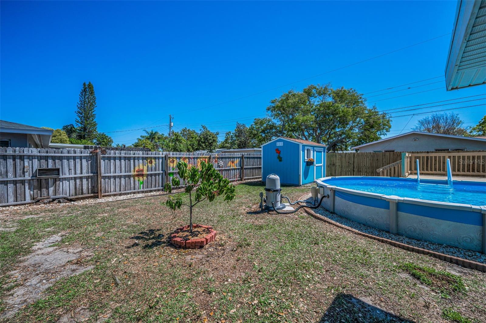 13970 MONTEGO DR, SEMINOLE, FL, 33776
