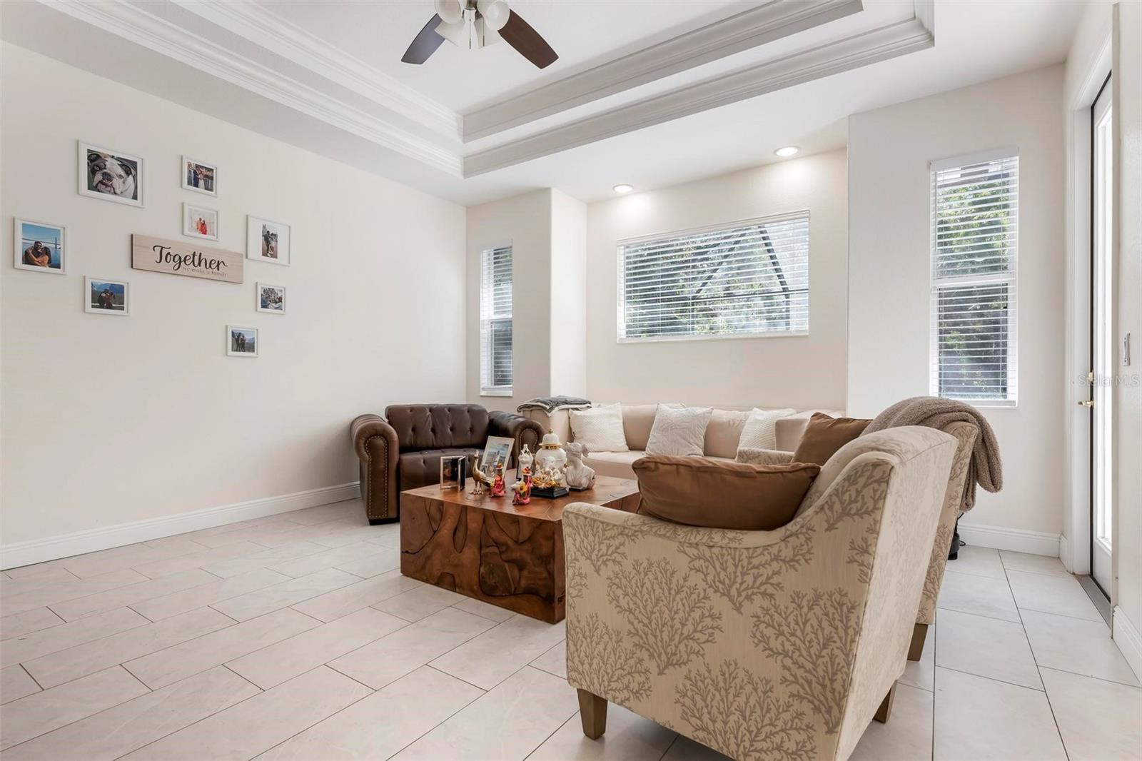404 GOLDEN HARBOUR TRL, BRADENTON, FL, 34212