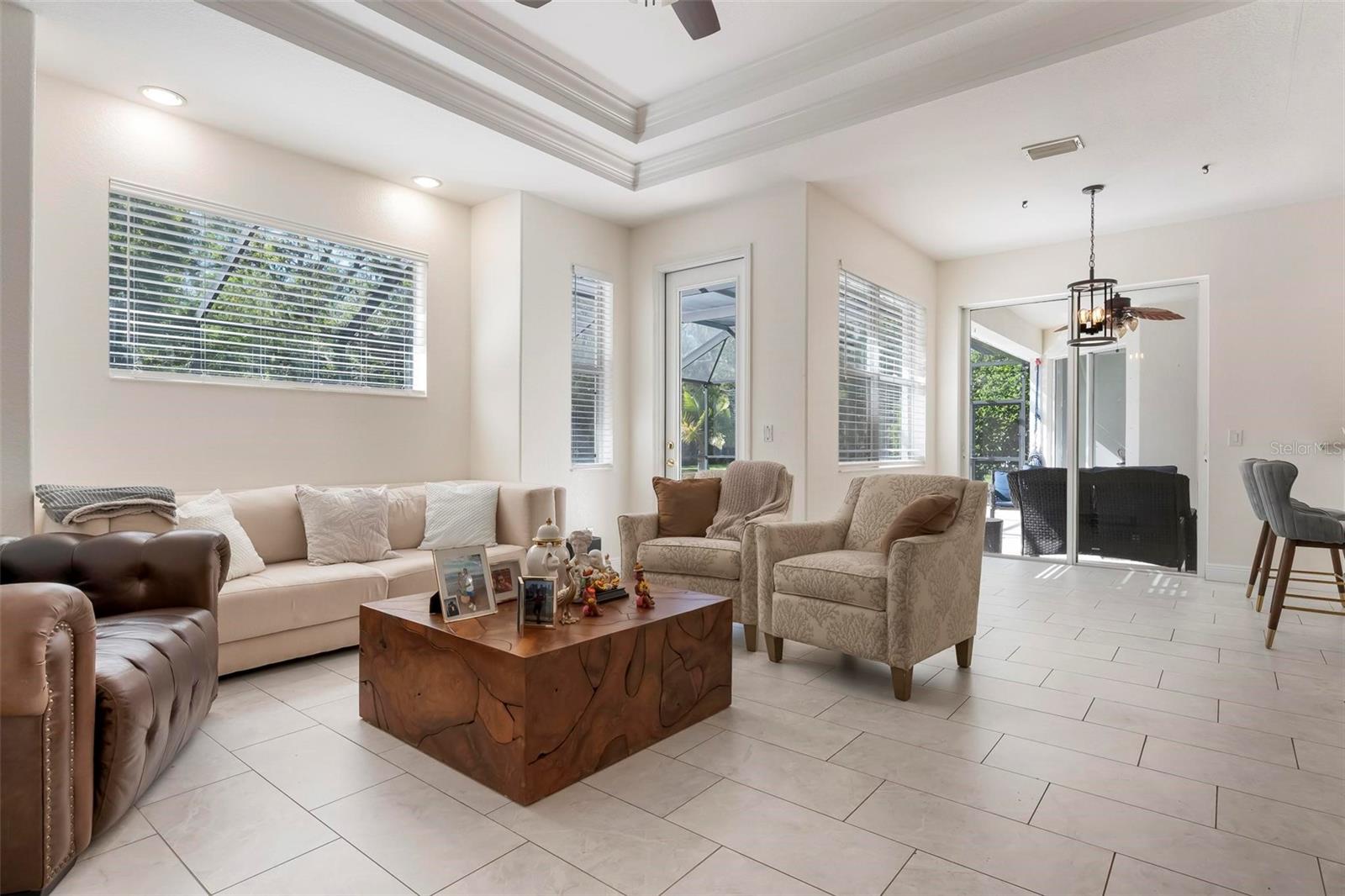 404 GOLDEN HARBOUR TRL, BRADENTON, FL, 34212