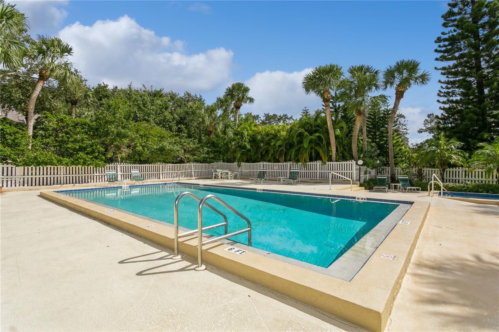 10823 INDIAN HILLS CT #32, SEMINOLE, FL, 33777