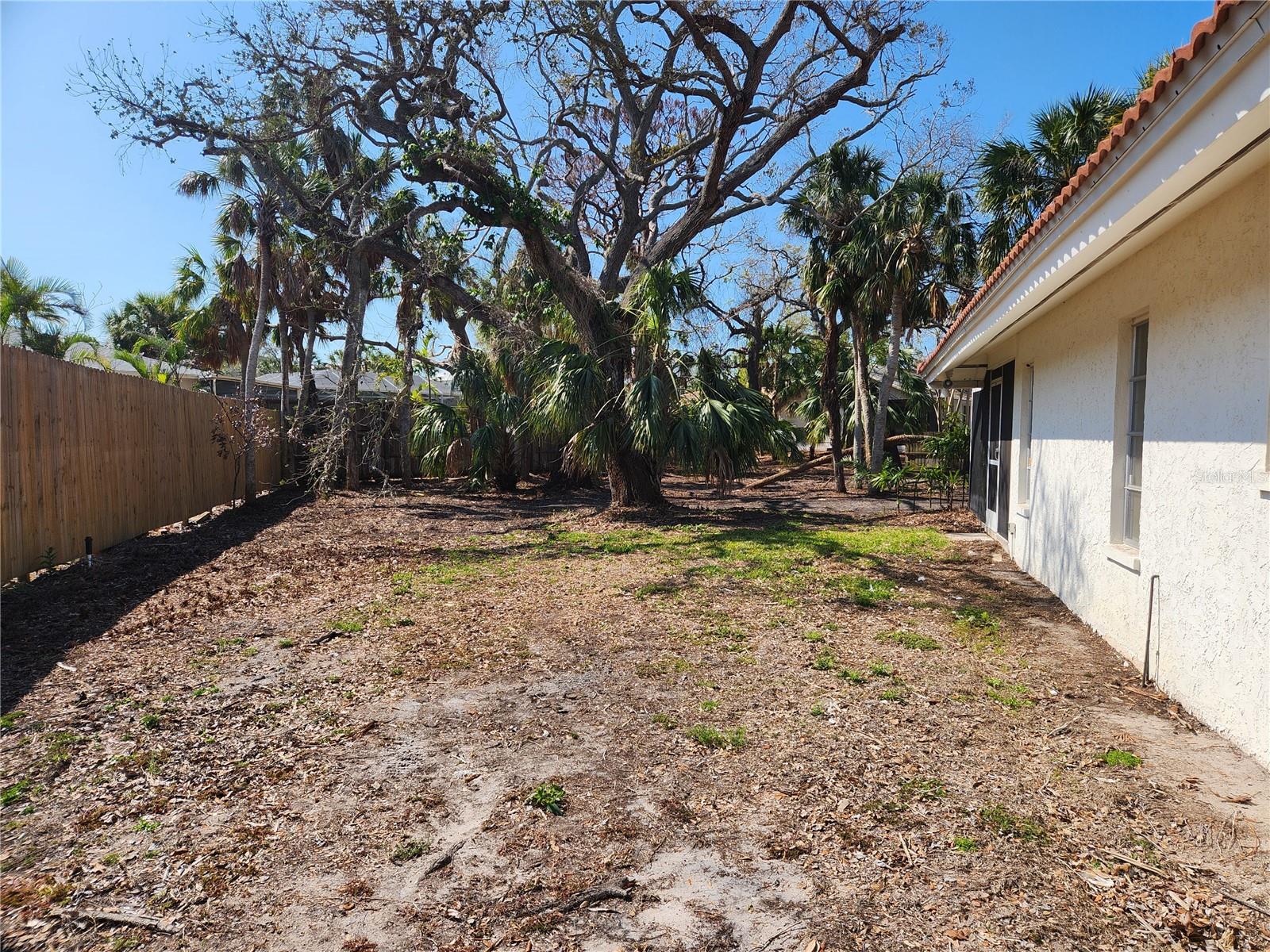 670 VENICE LN, SARASOTA, FL, 34242