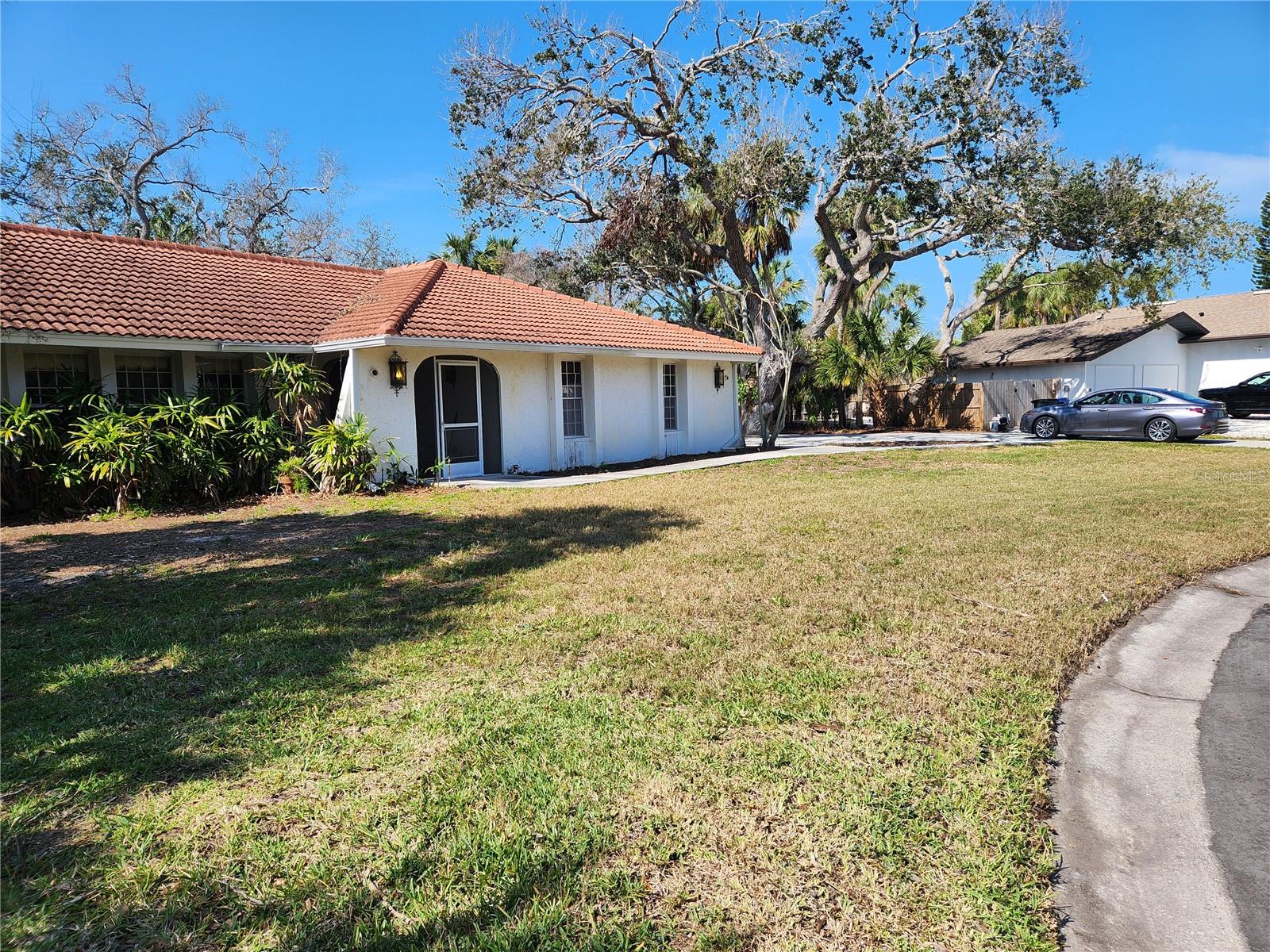 670 VENICE LN, SARASOTA, FL, 34242