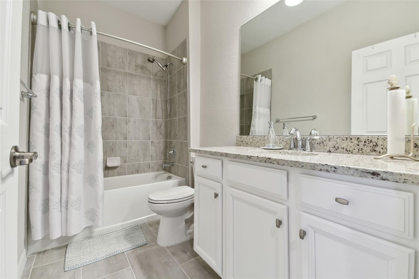 12379 AMICA LOOP, VENICE, FL, 34293