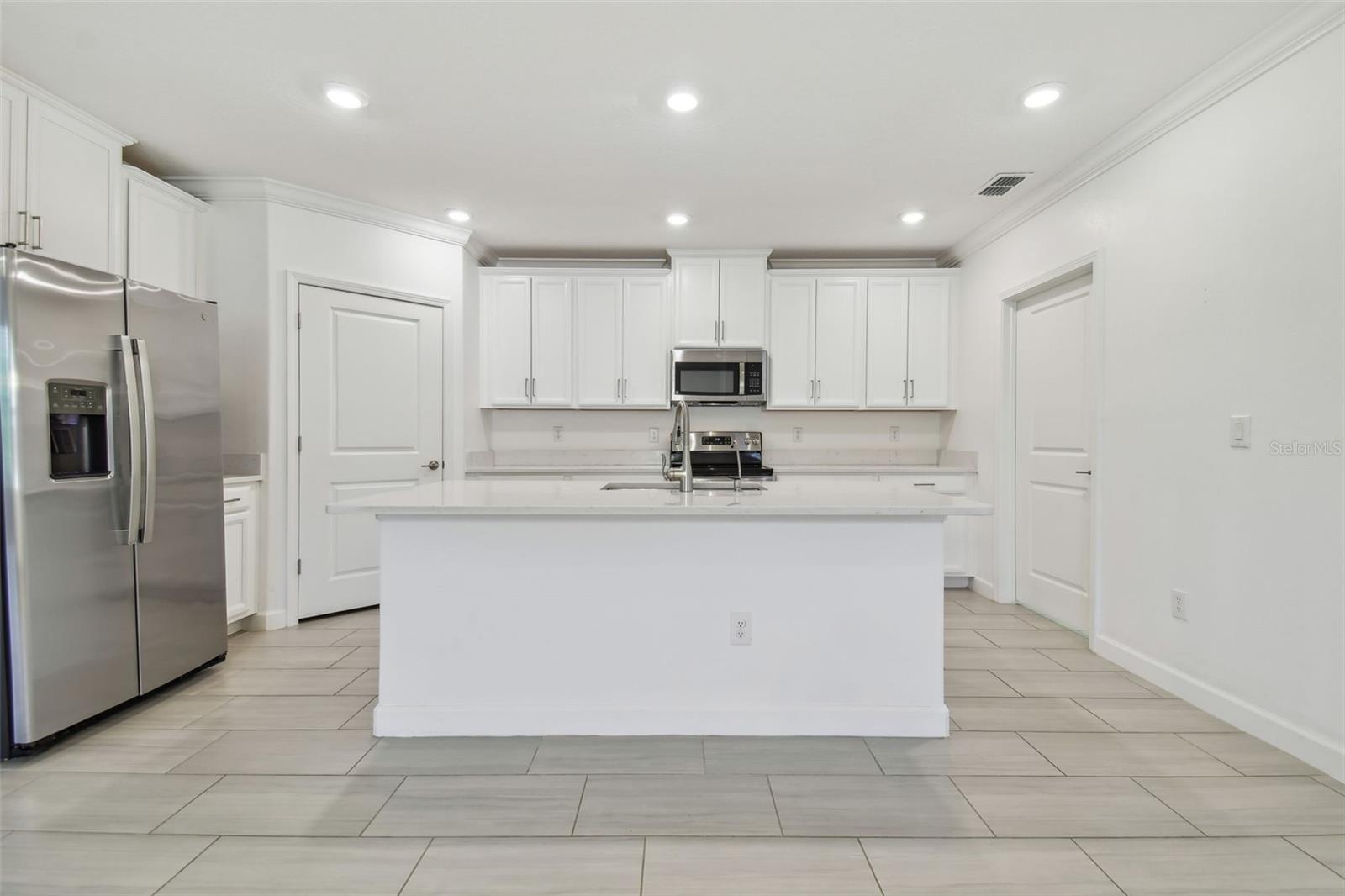 16710 SHELL BAY DR, LAND O LAKES, FL, 34638