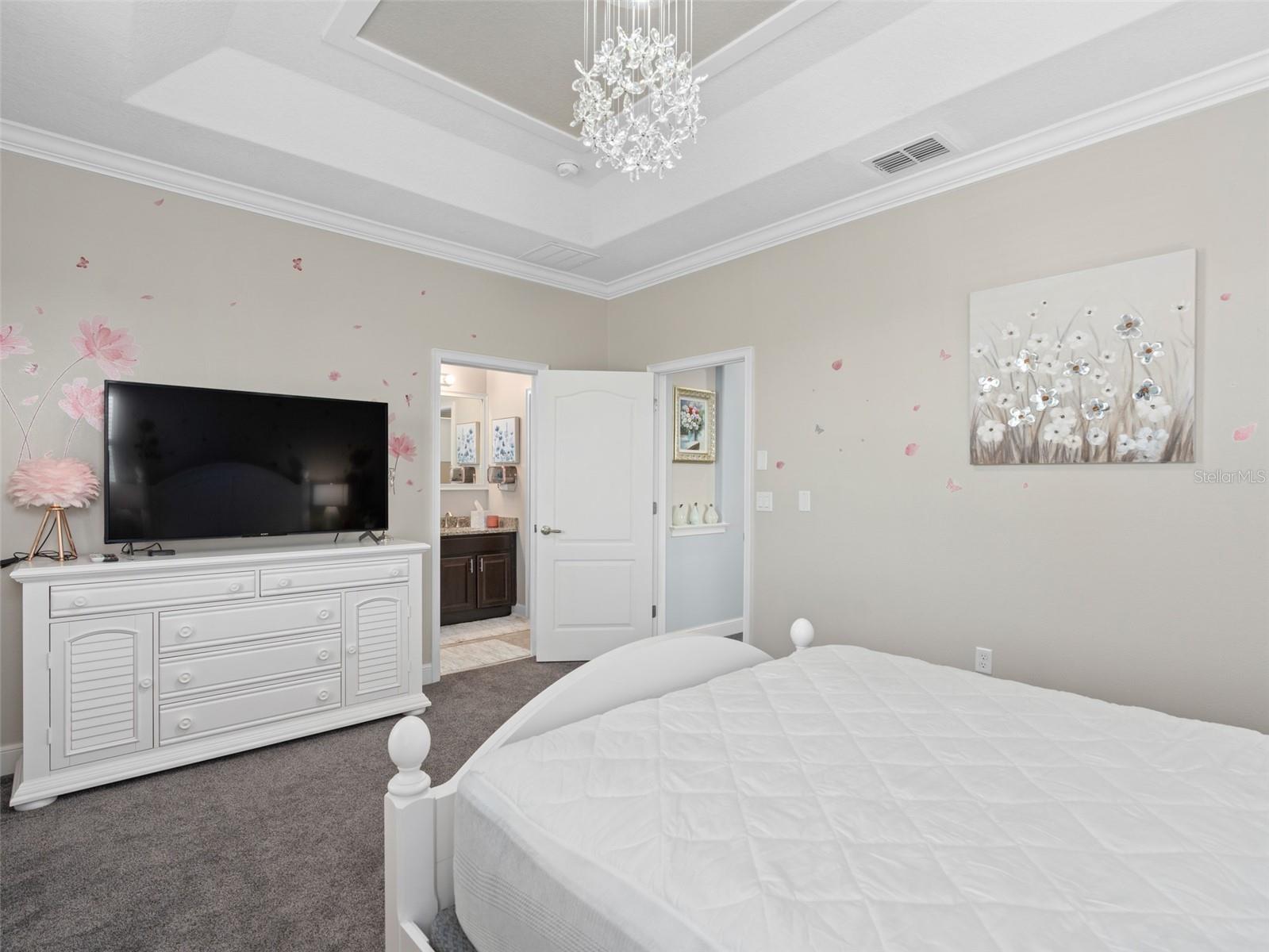 10765 VILLAGE LAKE RD, WINDERMERE, FL, 34786