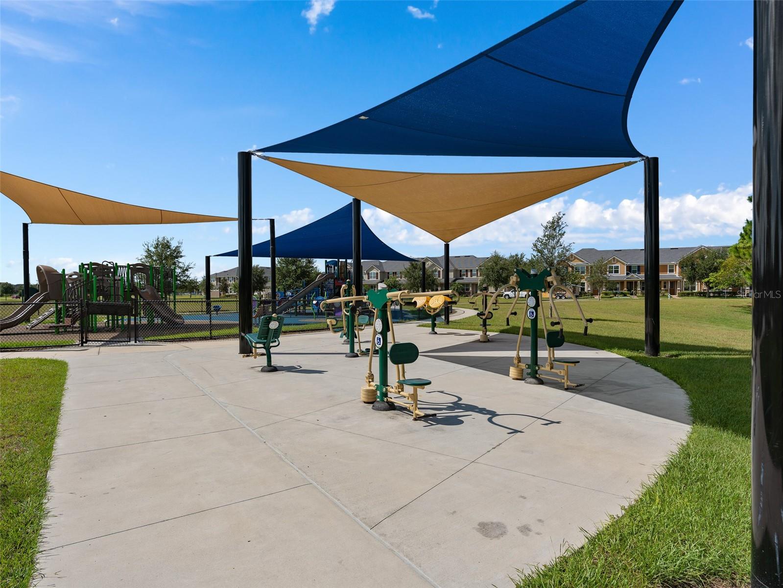 10765 VILLAGE LAKE RD, WINDERMERE, FL, 34786