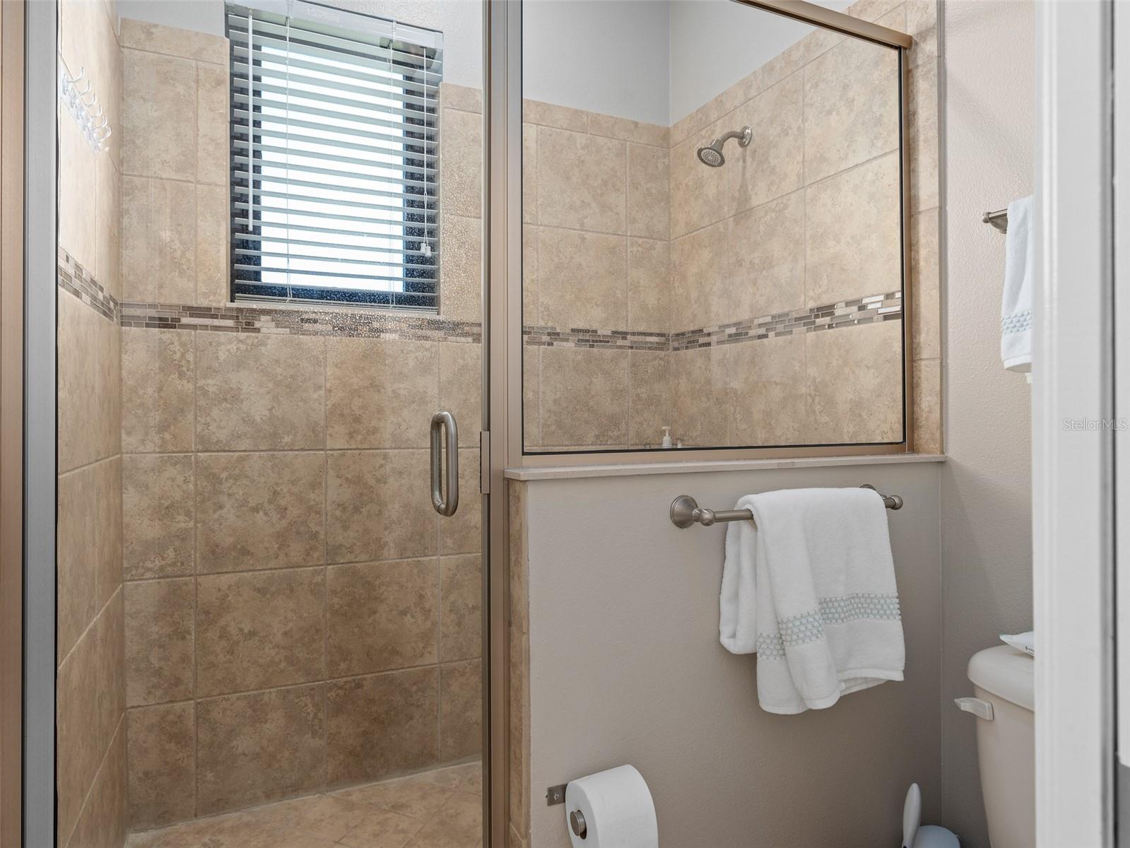 10765 VILLAGE LAKE RD, WINDERMERE, FL, 34786