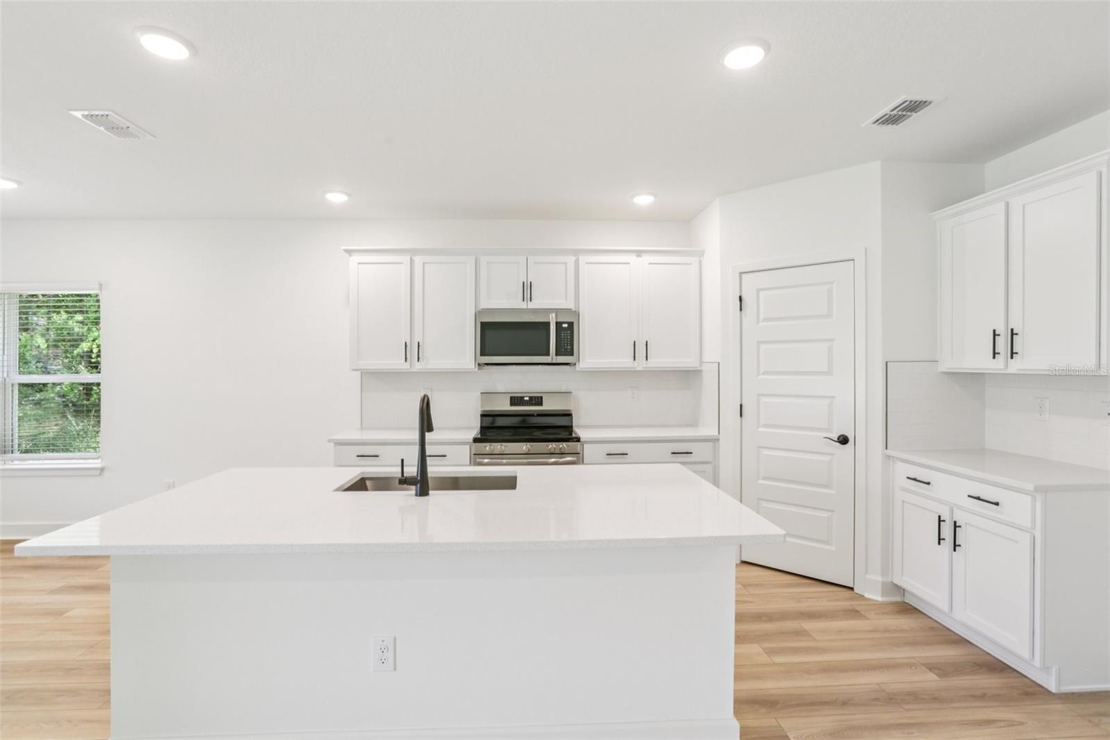 245 LEAFY WAY AVE, SPRING HILL, FL, 34606