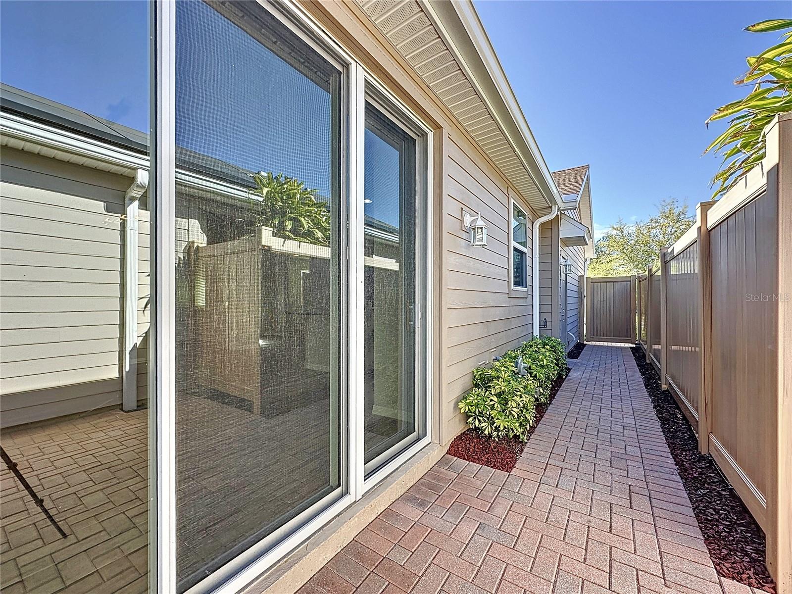 329 ALCOVE DR, GROVELAND, FL, 34736