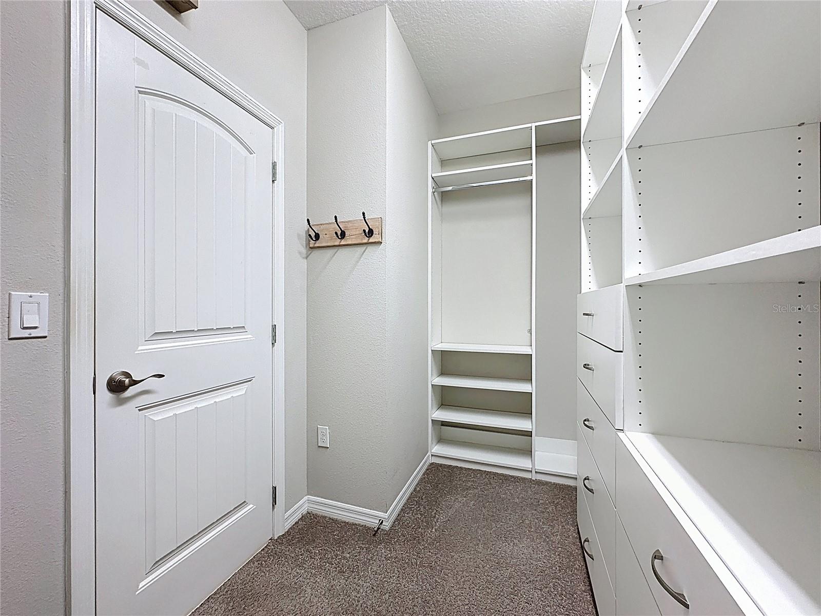 329 ALCOVE DR, GROVELAND, FL, 34736