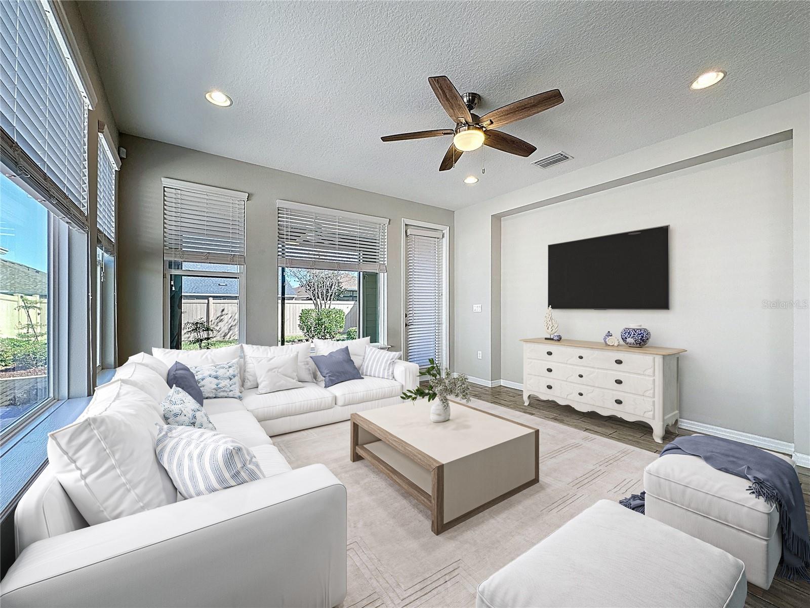 329 ALCOVE DR, GROVELAND, FL, 34736