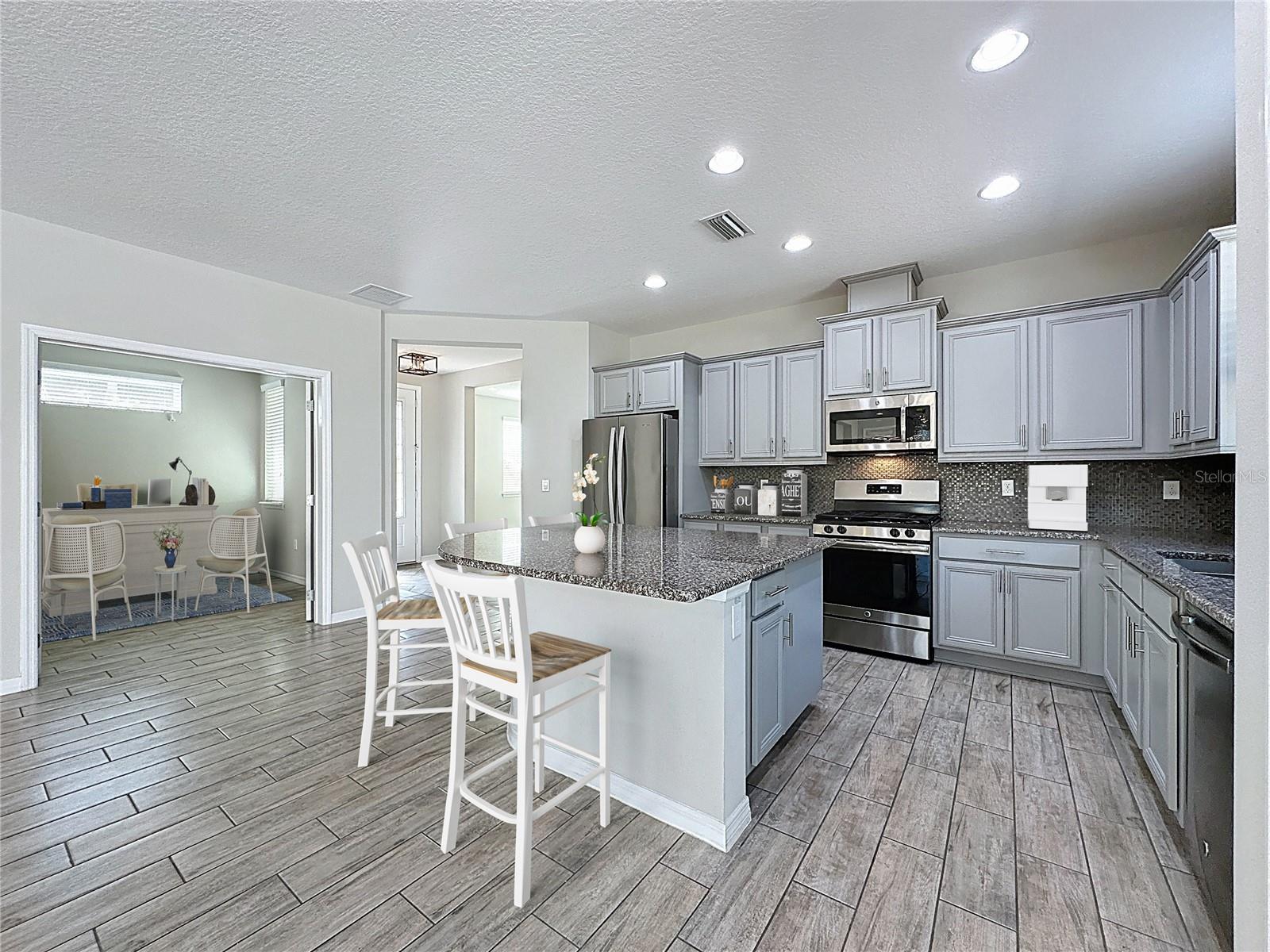 329 ALCOVE DR, GROVELAND, FL, 34736