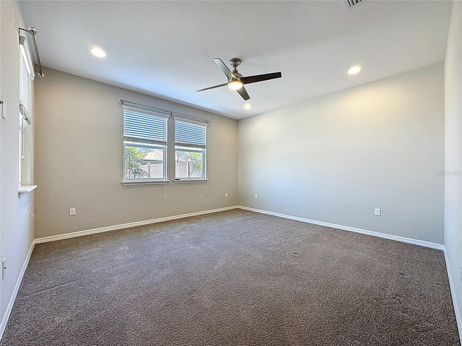 329 ALCOVE DR, GROVELAND, FL, 34736