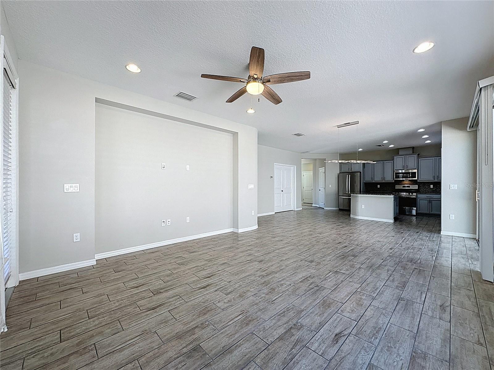 329 ALCOVE DR, GROVELAND, FL, 34736
