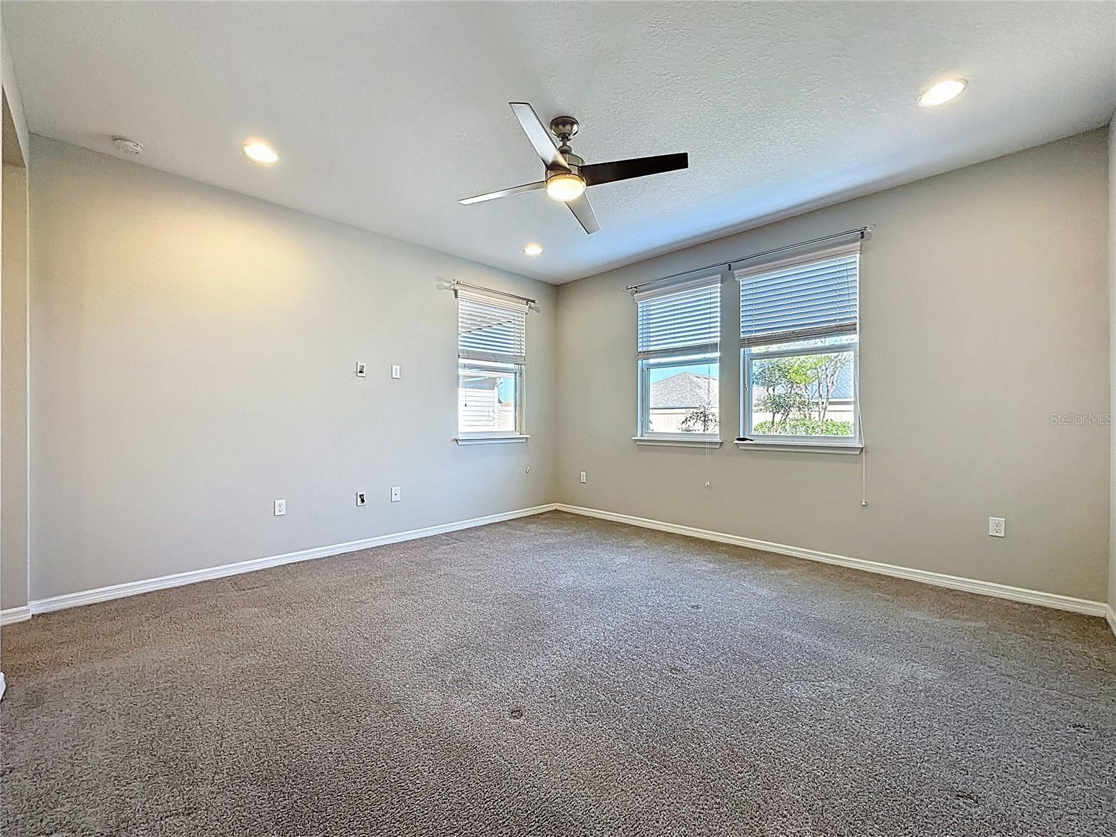329 ALCOVE DR, GROVELAND, FL, 34736