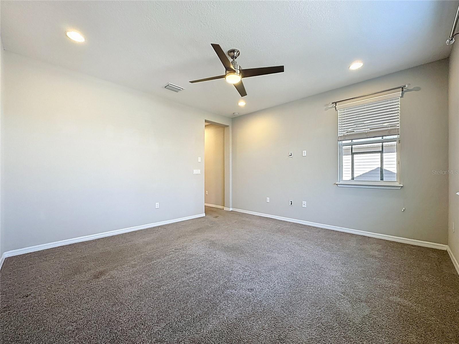 329 ALCOVE DR, GROVELAND, FL, 34736