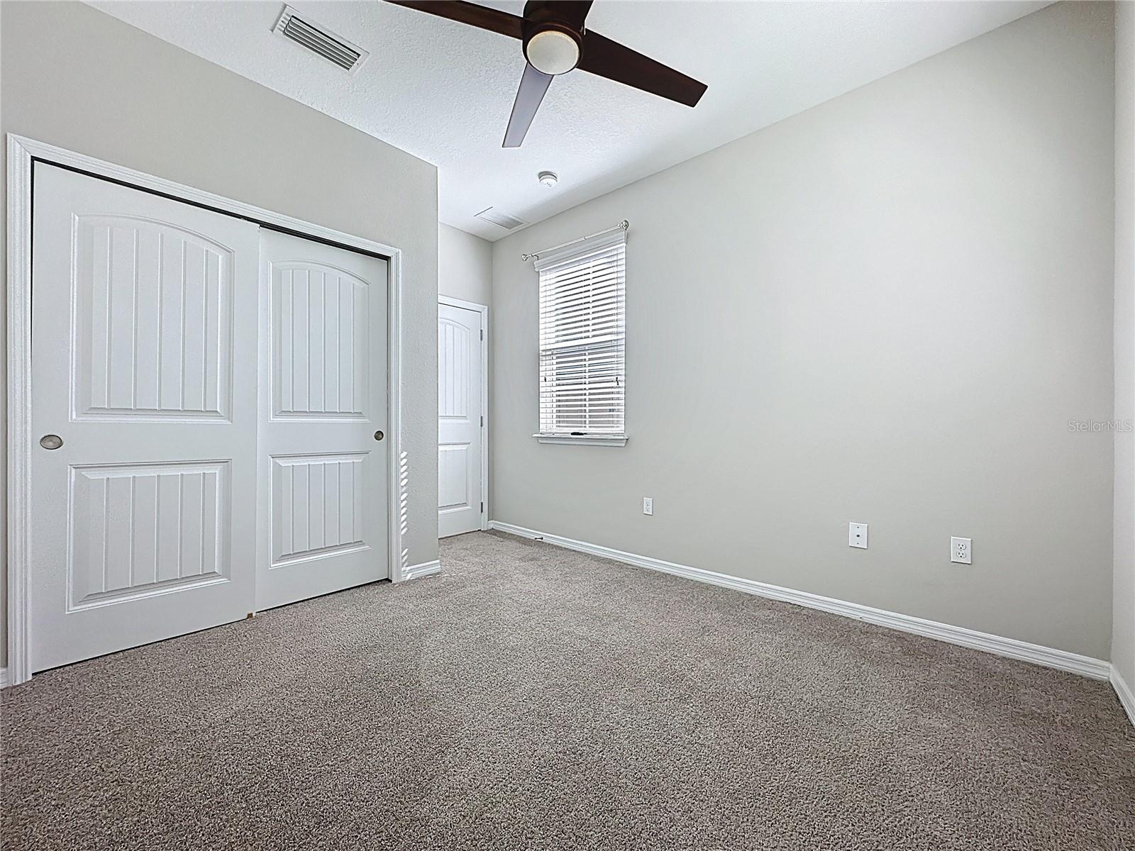 329 ALCOVE DR, GROVELAND, FL, 34736