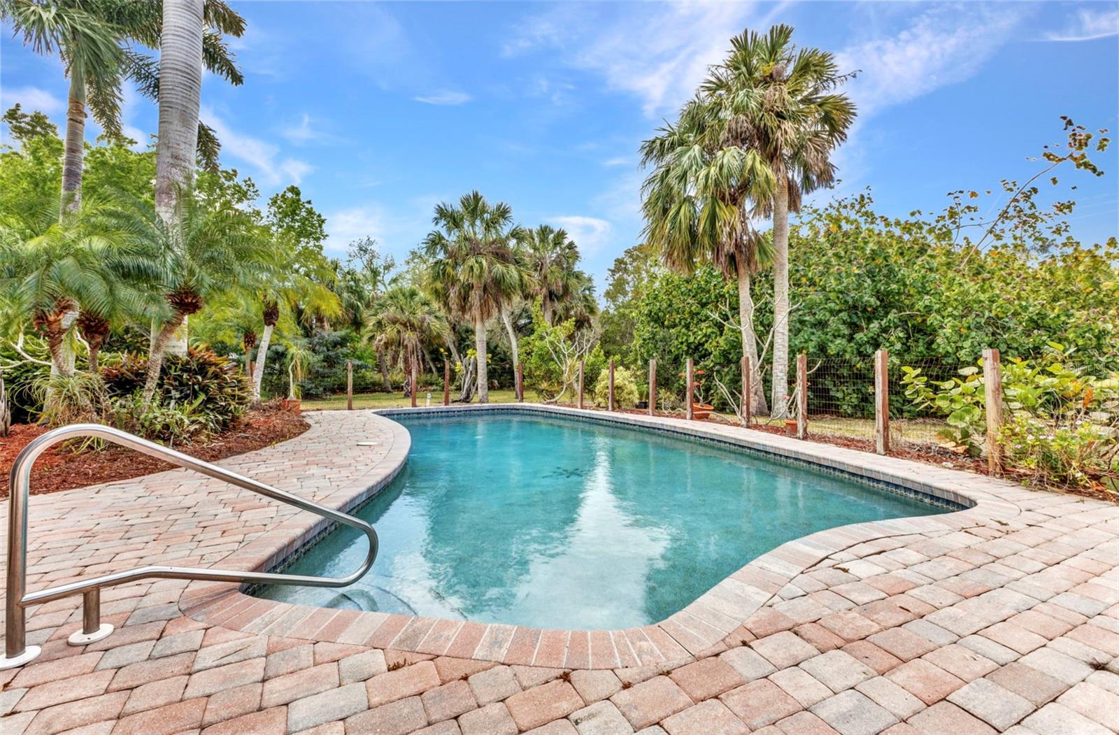 27475 CLEVELAND AVE, PUNTA GORDA, FL, 33982