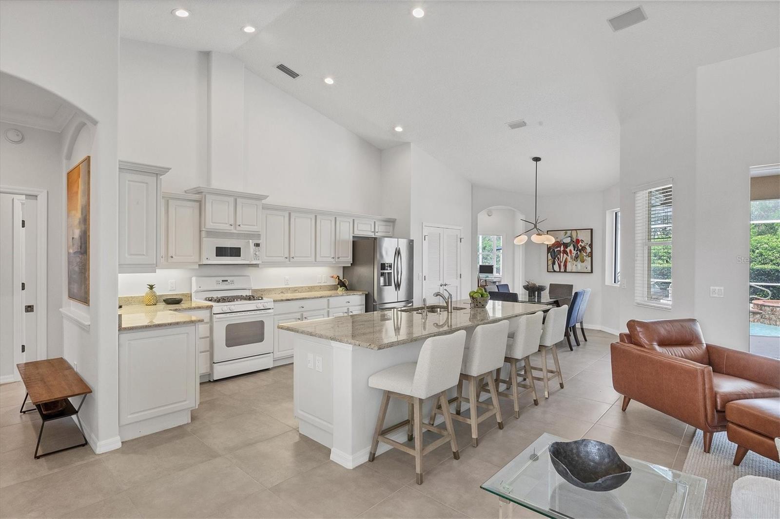 7905 DRAYTON CIR, BRADENTON, FL, 34201