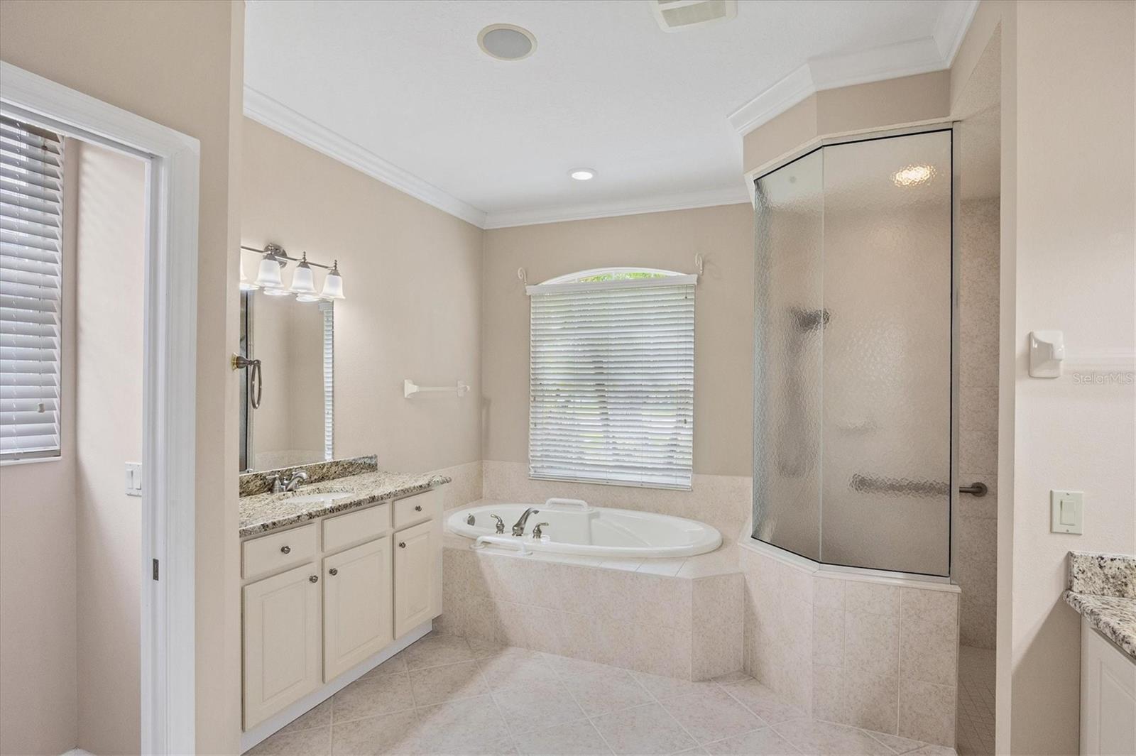 7905 DRAYTON CIR, BRADENTON, FL, 34201