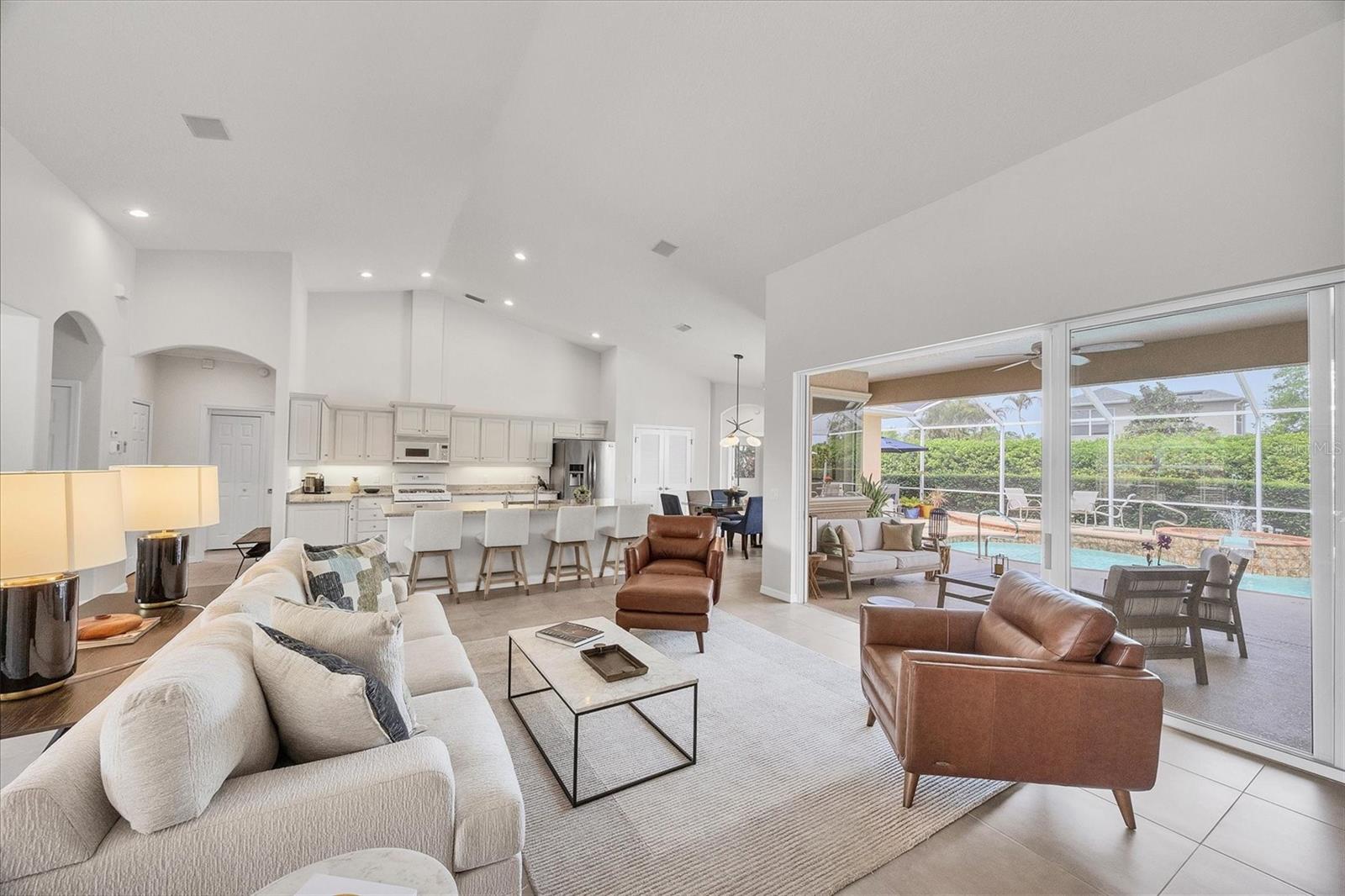 7905 DRAYTON CIR, BRADENTON, FL, 34201