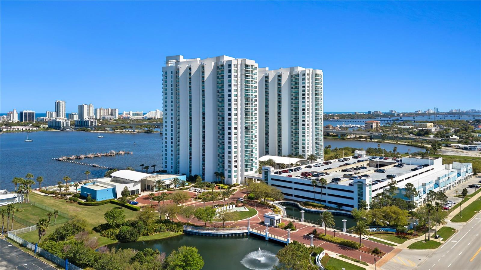 241 RIVERSIDE DR #704, HOLLY HILL, FL, 32117
