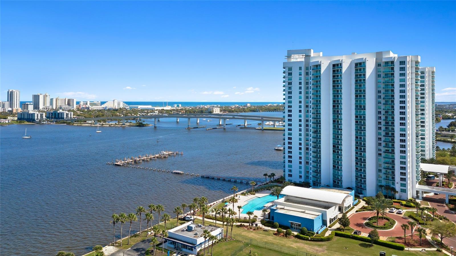 241 RIVERSIDE DR #704, HOLLY HILL, FL, 32117