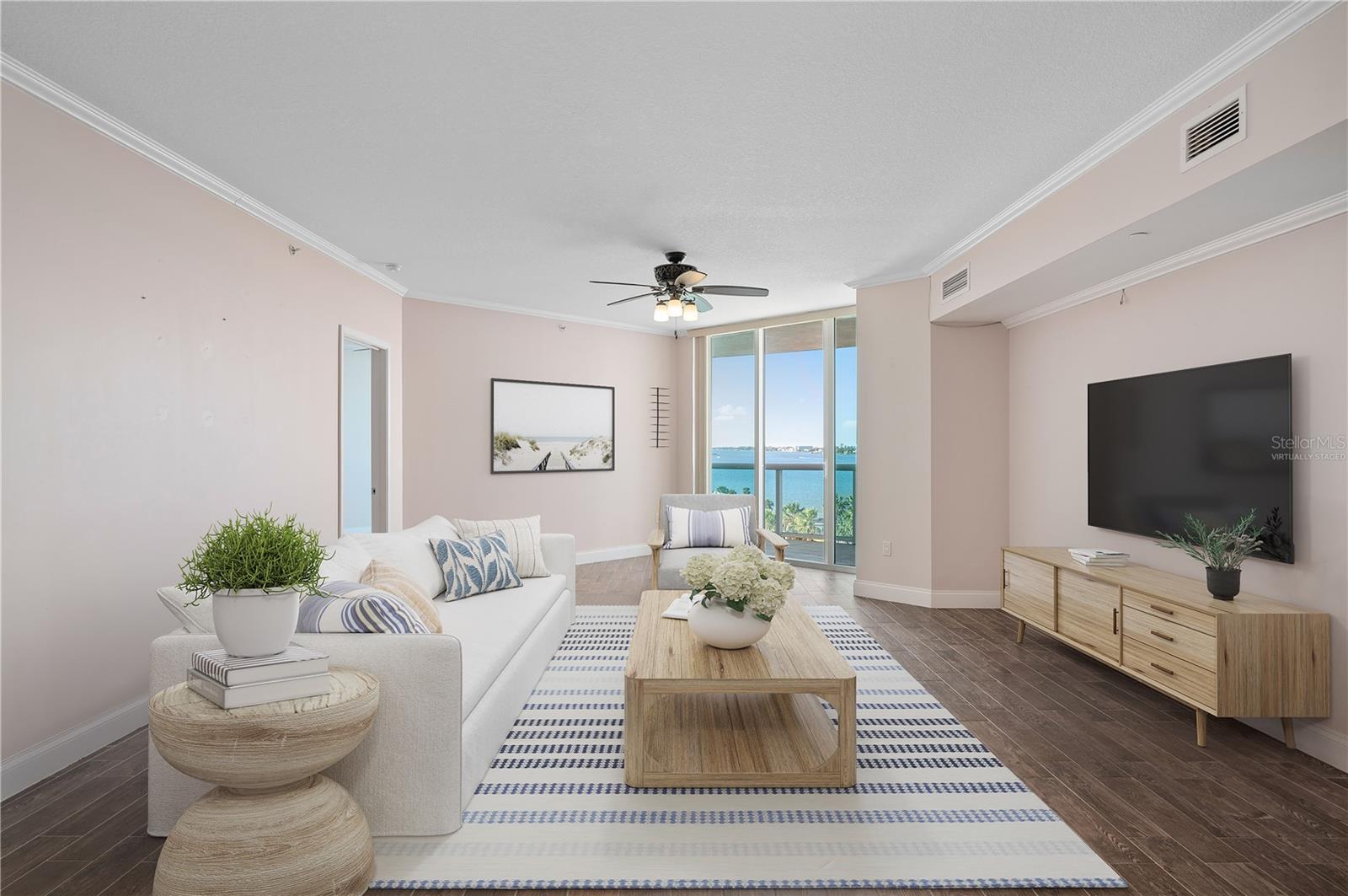 241 RIVERSIDE DR #704, HOLLY HILL, FL, 32117