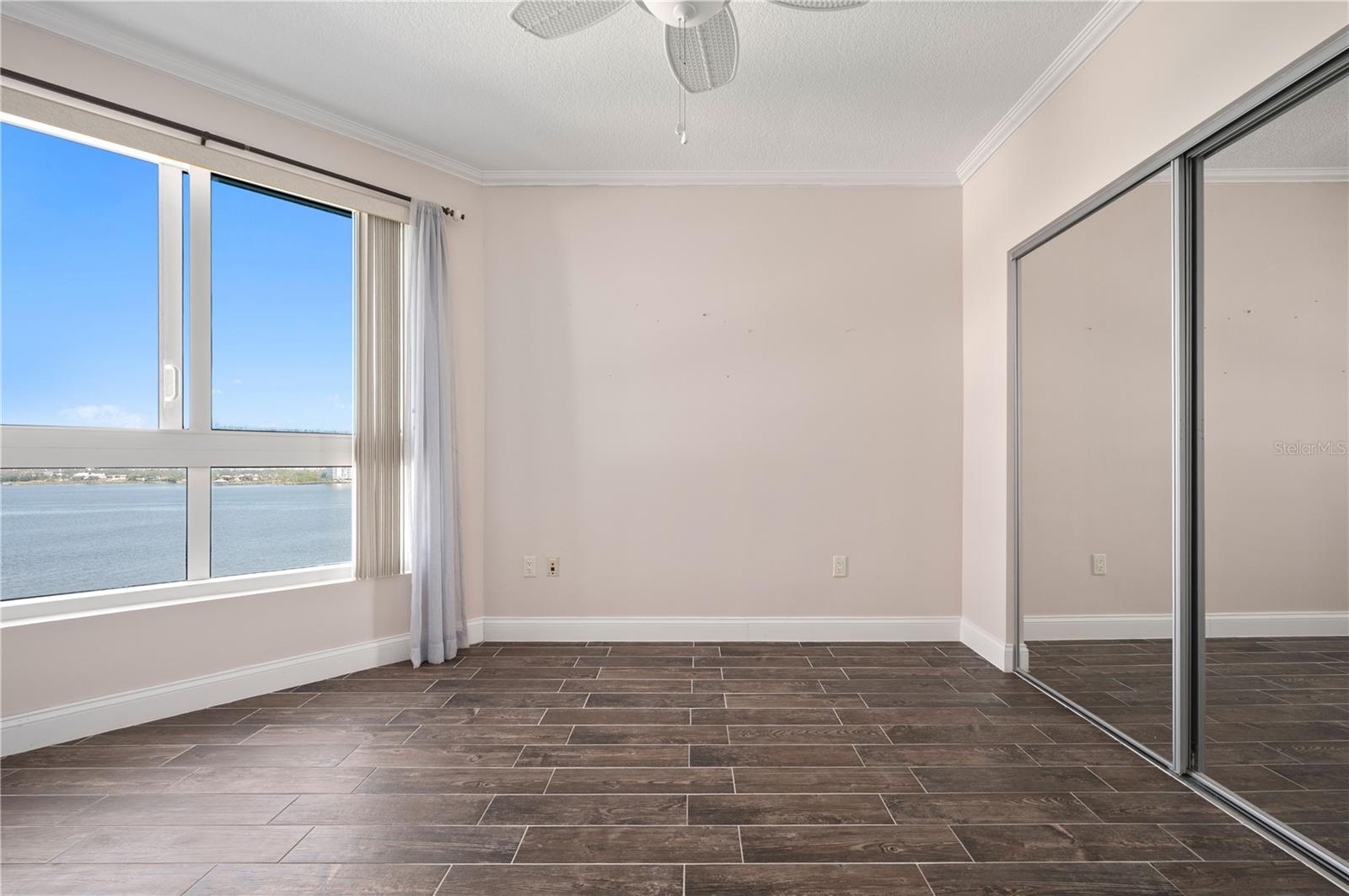 241 RIVERSIDE DR #704, HOLLY HILL, FL, 32117