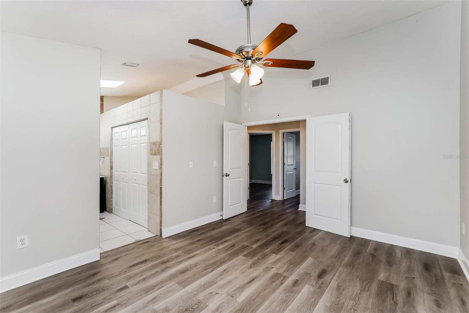 3602 E 75TH TER, SARASOTA, FL, 34243