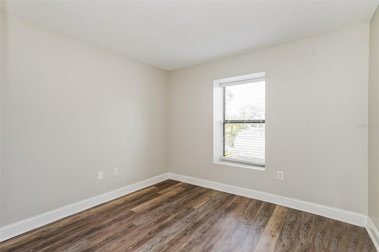 3602 E 75TH TER, SARASOTA, FL, 34243