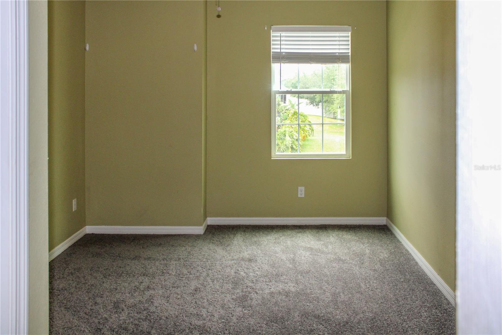 2572 LIMERICK CIR, GRAND ISLAND, FL, 32735