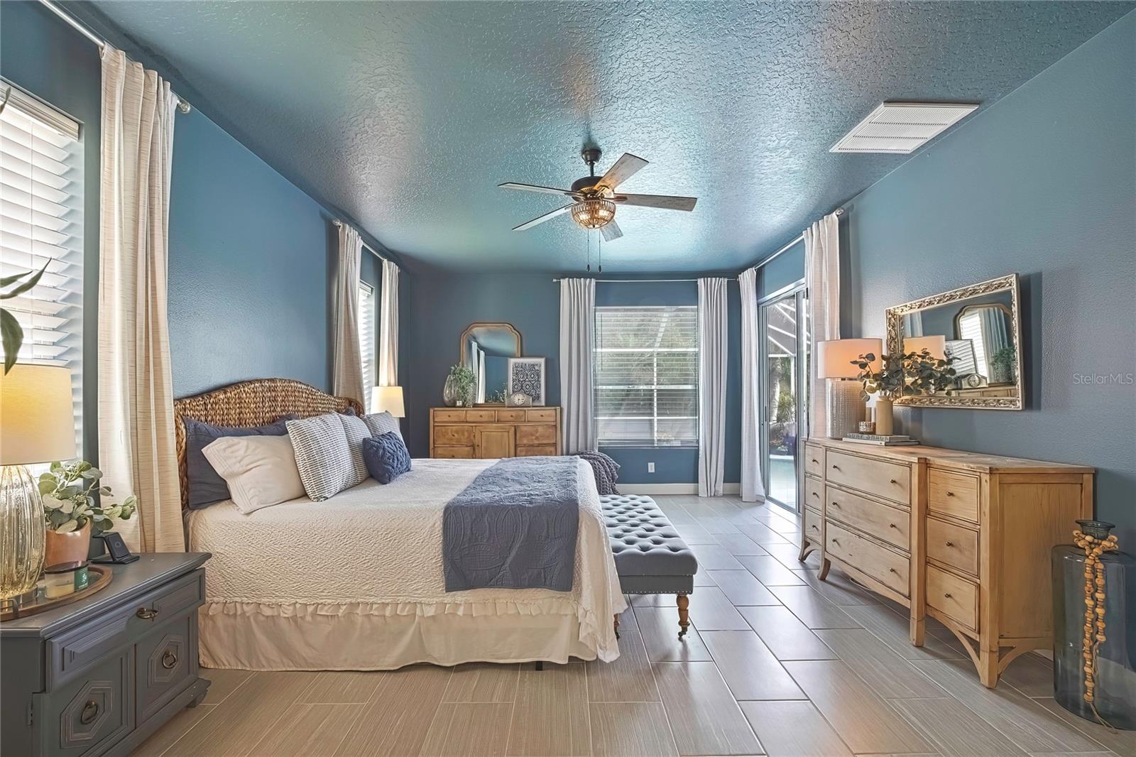 7338 WILD OAK LN, LAND O LAKES, FL, 34637
