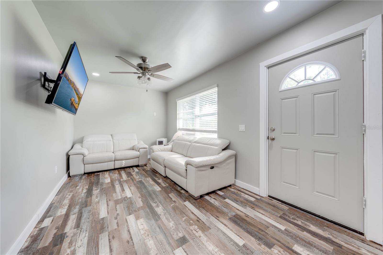 150 N POST OFFICE RD, KENANSVILLE, FL, 34739