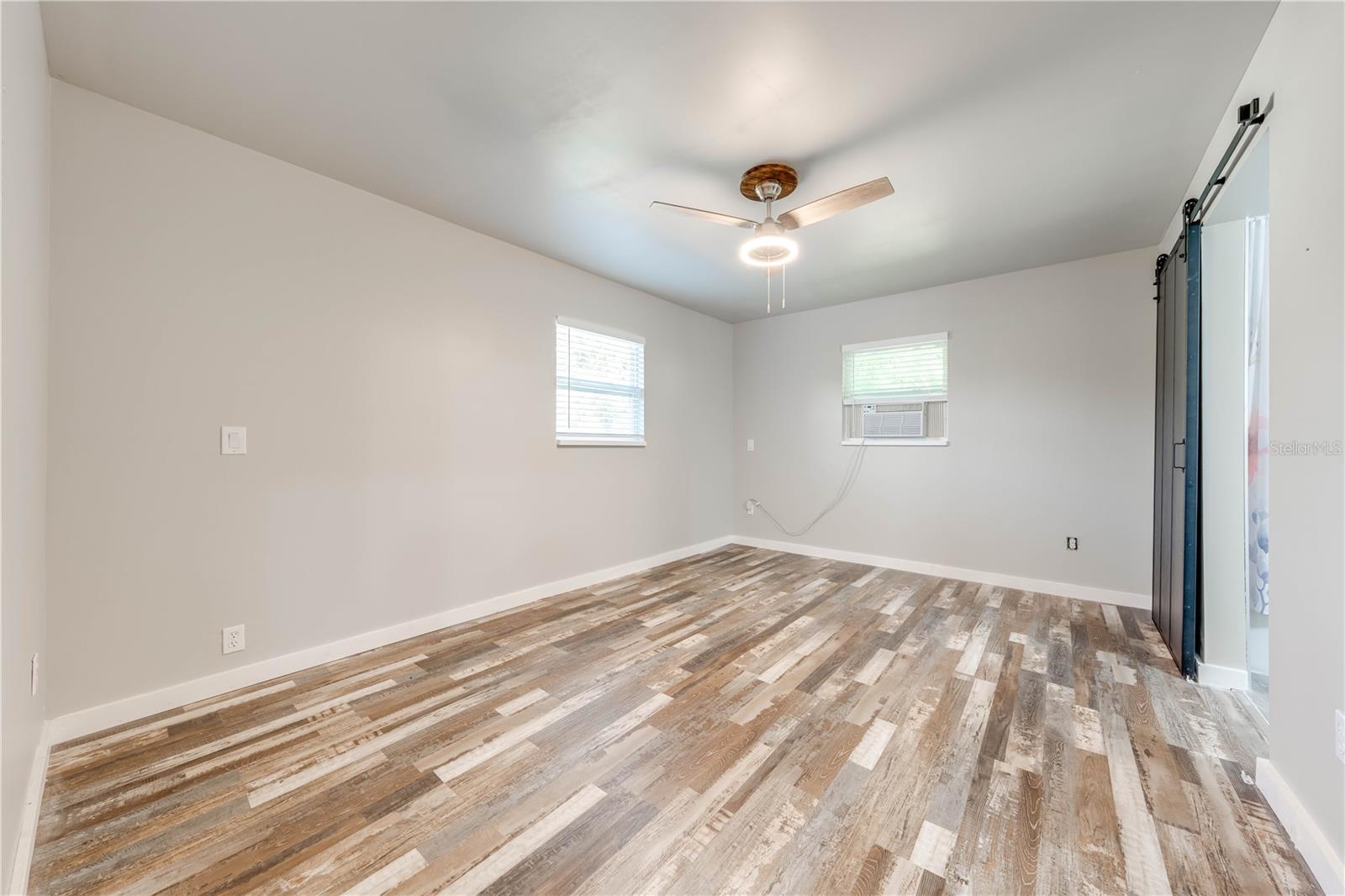 150 N POST OFFICE RD, KENANSVILLE, FL, 34739