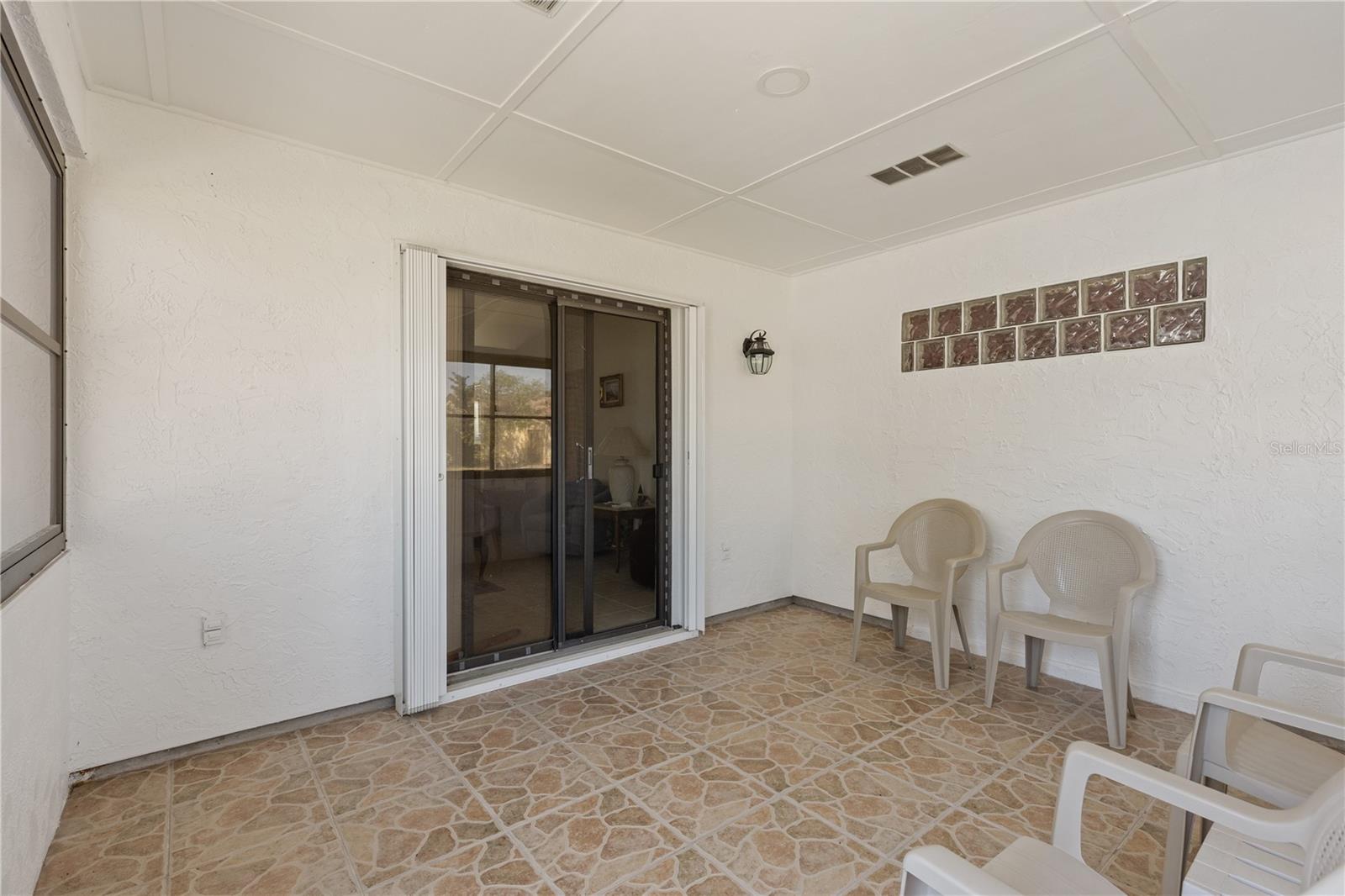 1225 E CORKTREE CIR, PORT CHARLOTTE, FL, 33952