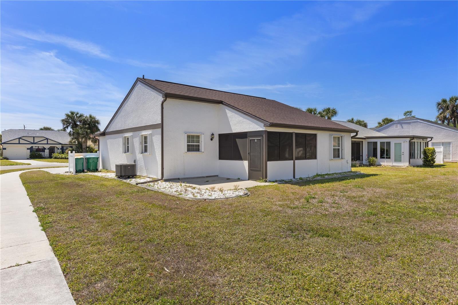 1225 E CORKTREE CIR, PORT CHARLOTTE, FL, 33952