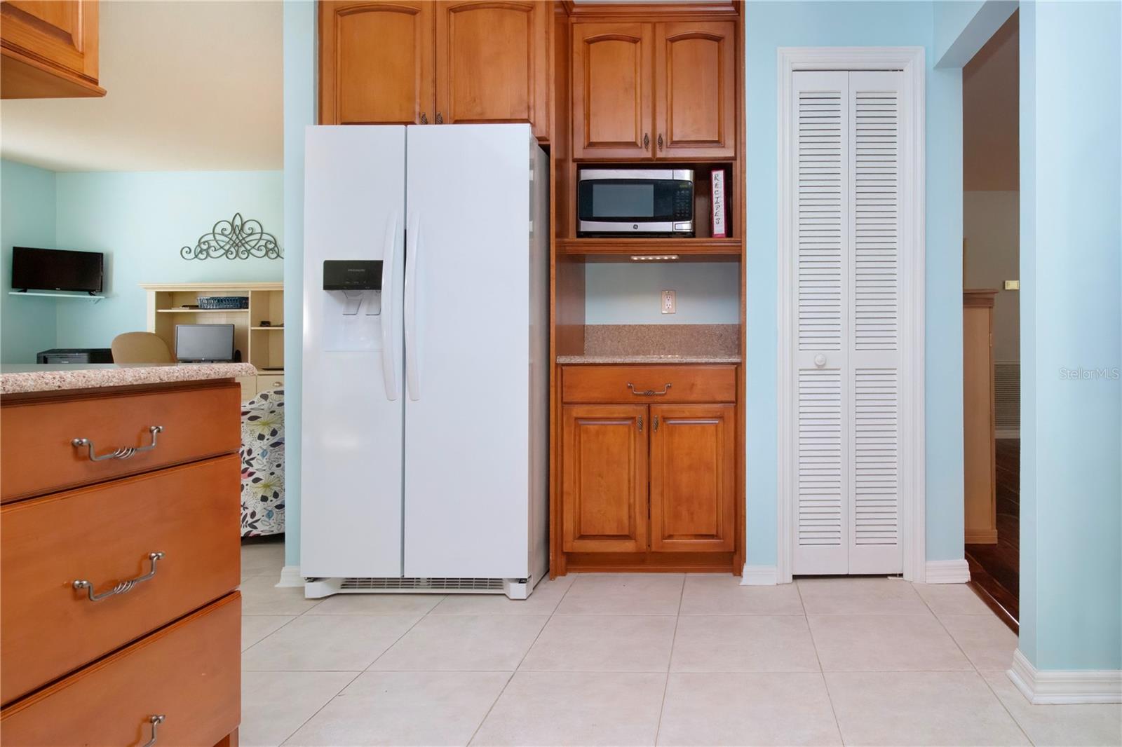 1803 NEW BEDFORD DR, SUN CITY CENTER, FL, 33573