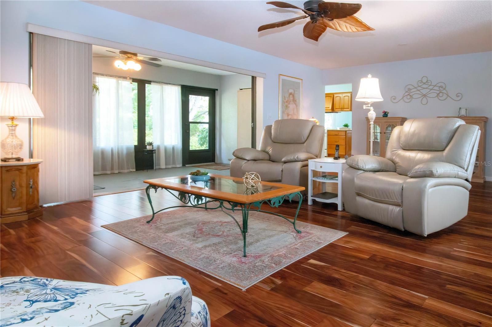 1803 NEW BEDFORD DR, SUN CITY CENTER, FL, 33573