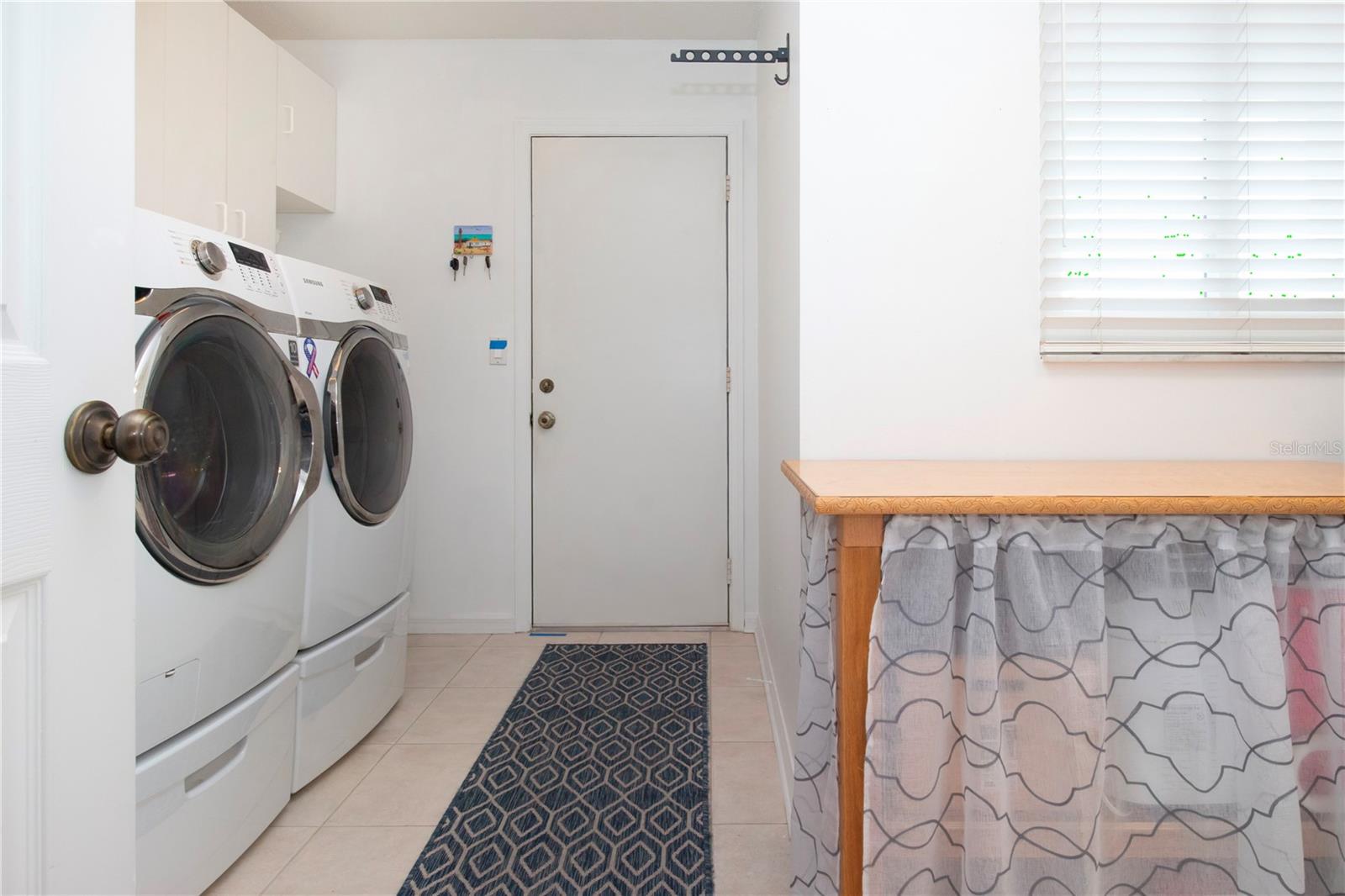 1803 NEW BEDFORD DR, SUN CITY CENTER, FL, 33573