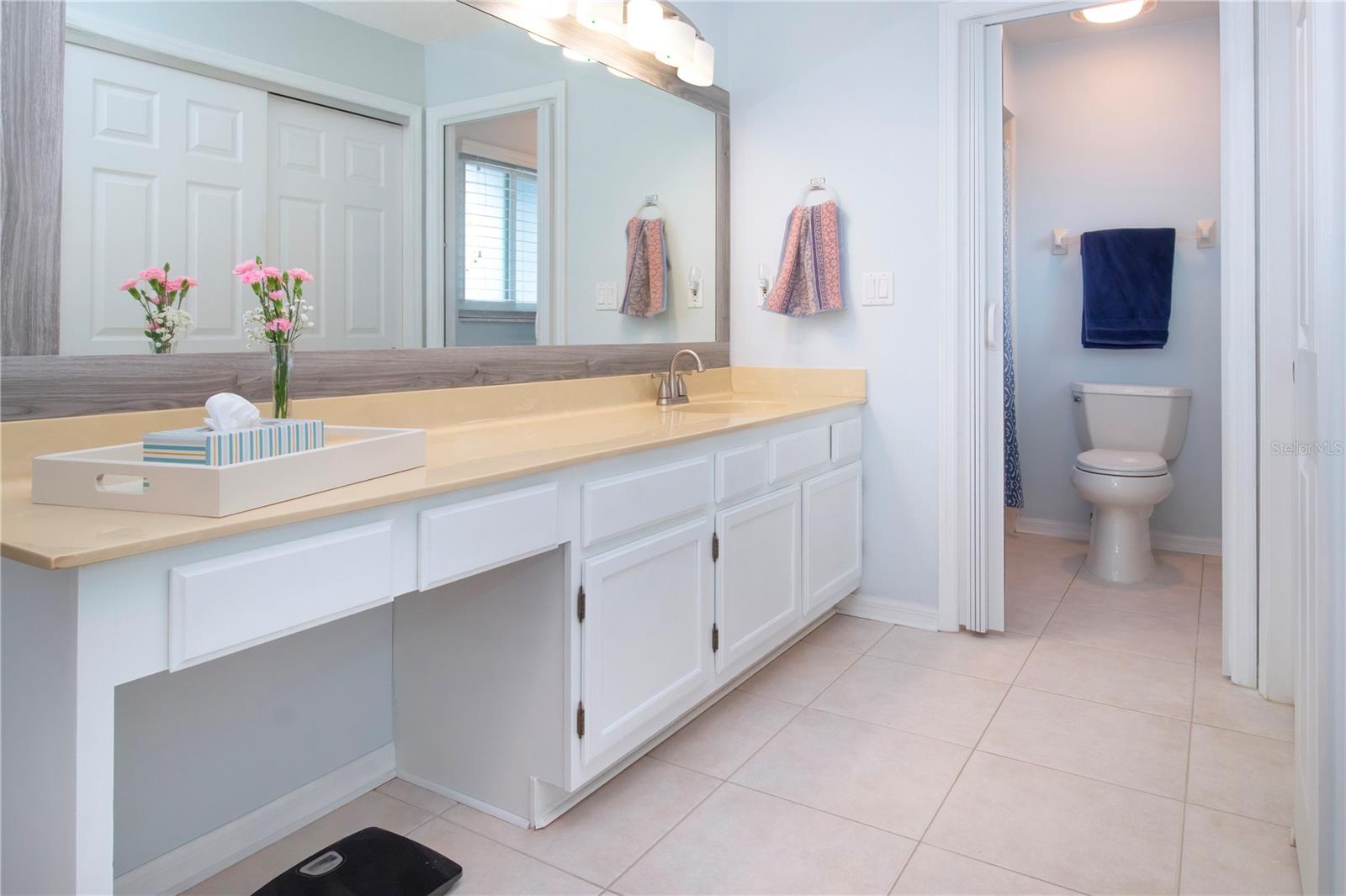 1803 NEW BEDFORD DR, SUN CITY CENTER, FL, 33573